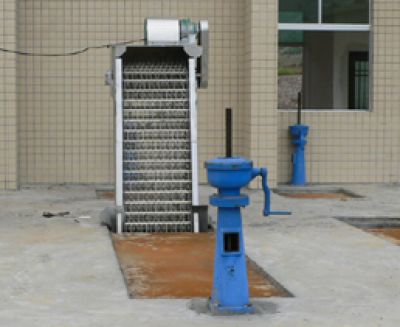 閘門、啟閉機